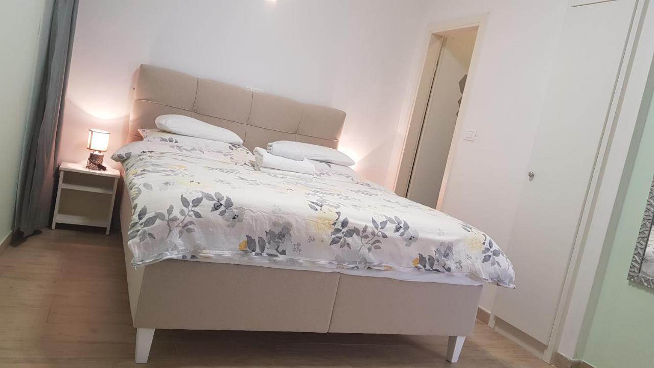 Central Old Town Rooms Split Bagian luar foto