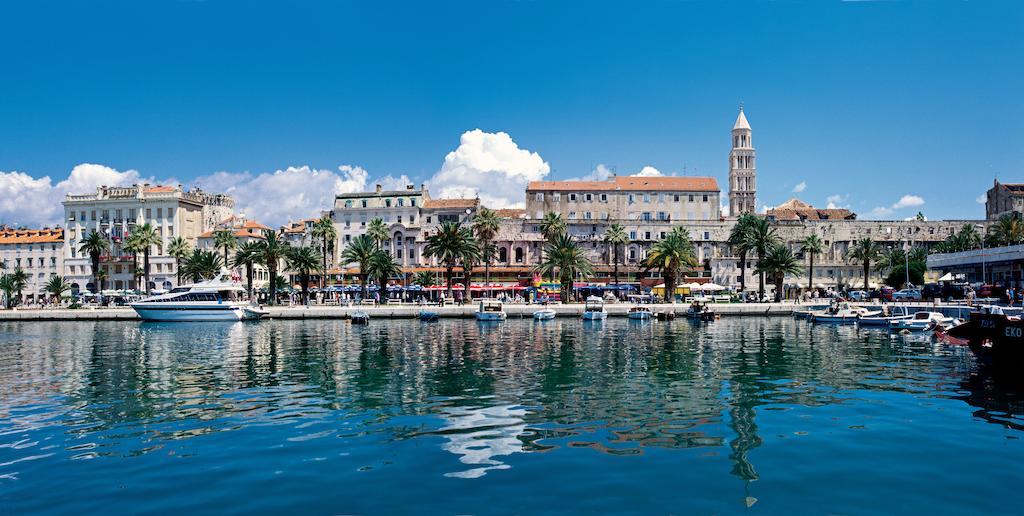 Central Old Town Rooms Split Bagian luar foto