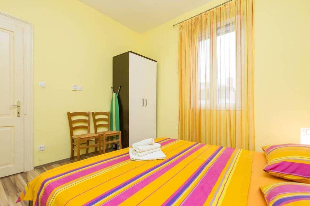 Central Old Town Rooms Split Bagian luar foto